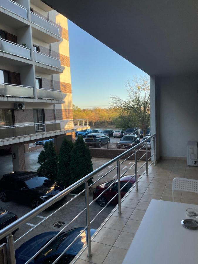 Park Residence 5, 2 Bedroom Apartment Bucarest Exterior foto