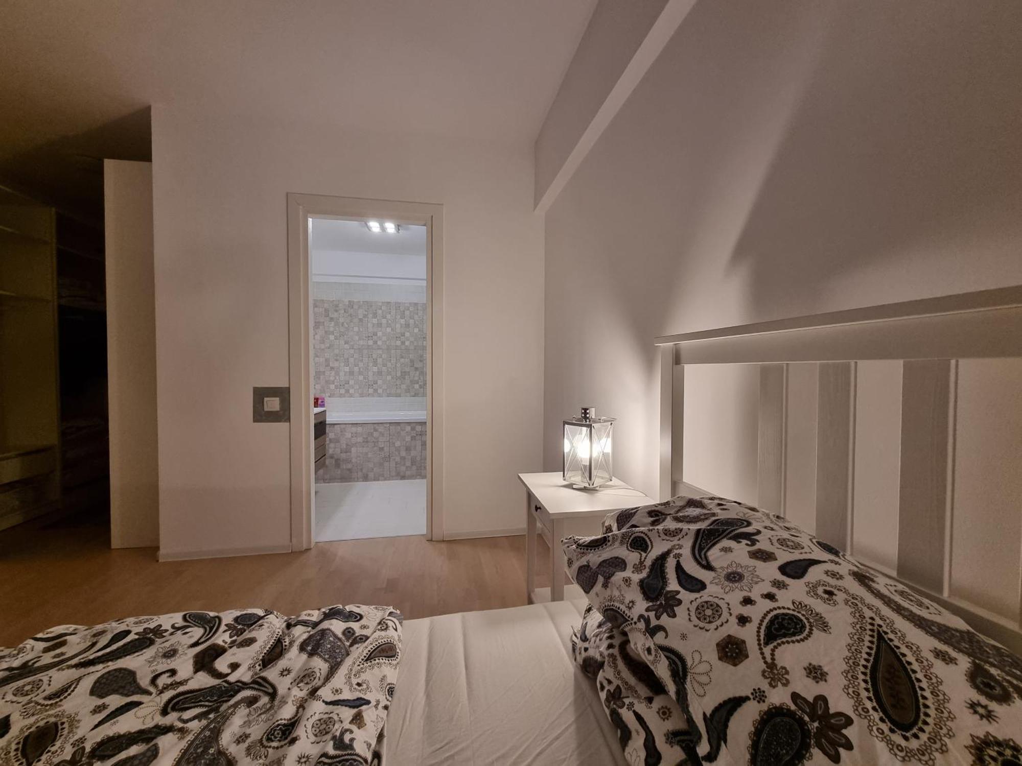 Park Residence 5, 2 Bedroom Apartment Bucarest Exterior foto